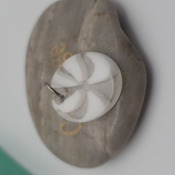 Milky lucite lollipop swirl‎ charm - Picture 1 of 2